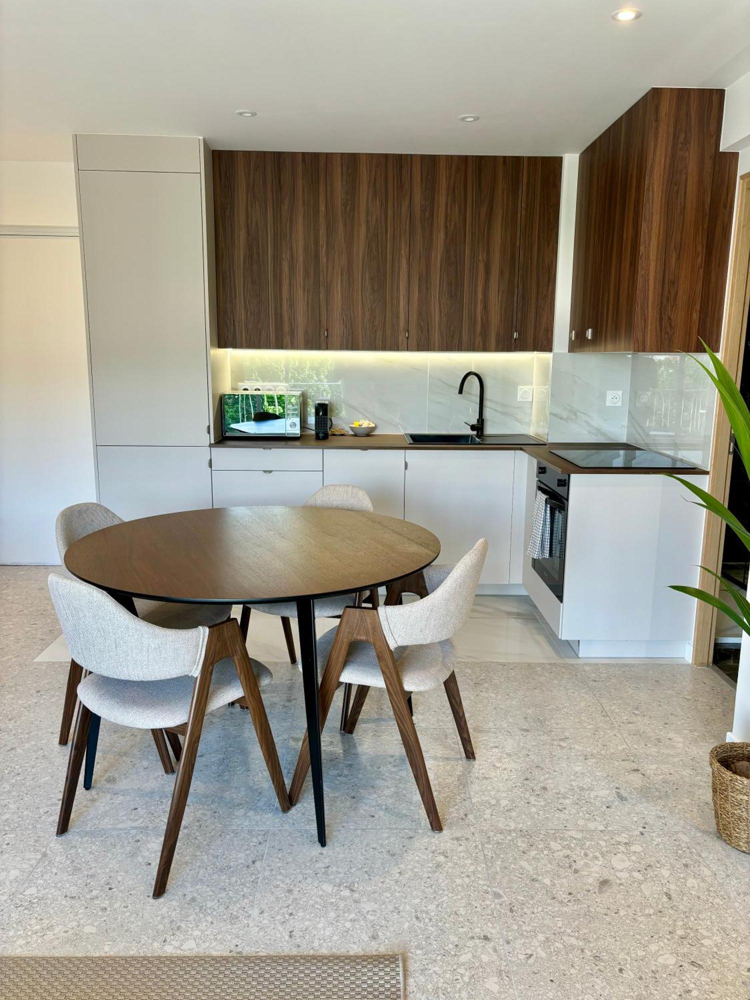 Appartement 5*, Vue Mer Et Acces Plage กาวาแลร์-ซูร์-แมร์ ภายนอก รูปภาพ