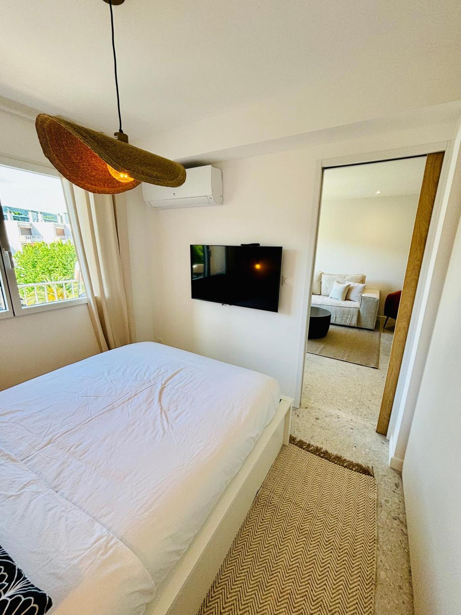 Appartement 5*, Vue Mer Et Acces Plage กาวาแลร์-ซูร์-แมร์ ภายนอก รูปภาพ