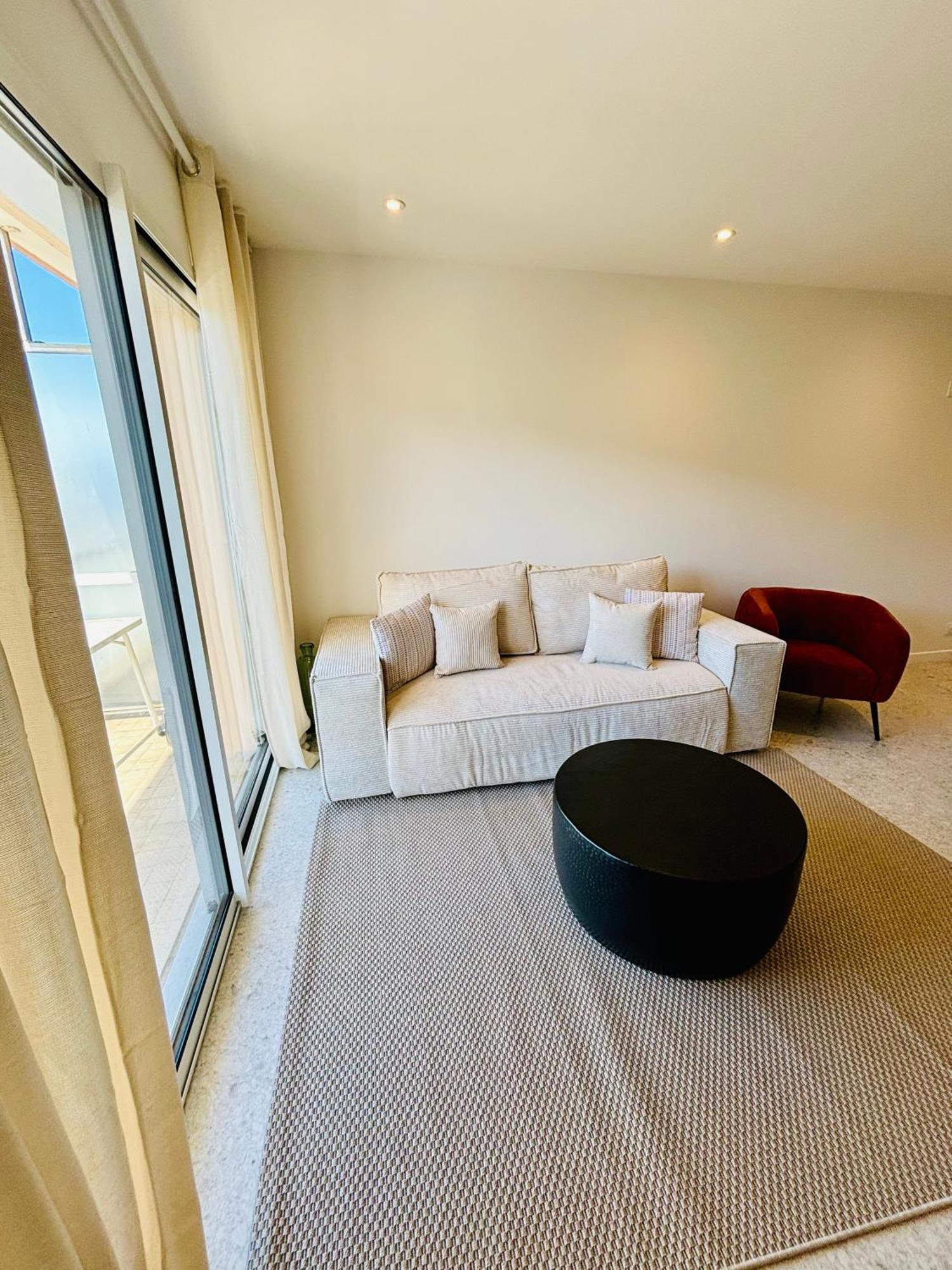 Appartement 5*, Vue Mer Et Acces Plage กาวาแลร์-ซูร์-แมร์ ภายนอก รูปภาพ